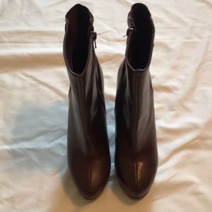 Shoe Dazzle Women’s Booties